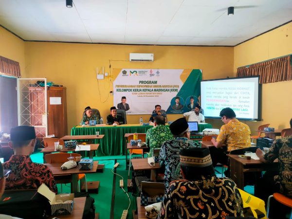Program Pengembangan Berkelanjutan Kelompok Kerja Kepala Madrasah di lingkungan KKM 002 Lebak